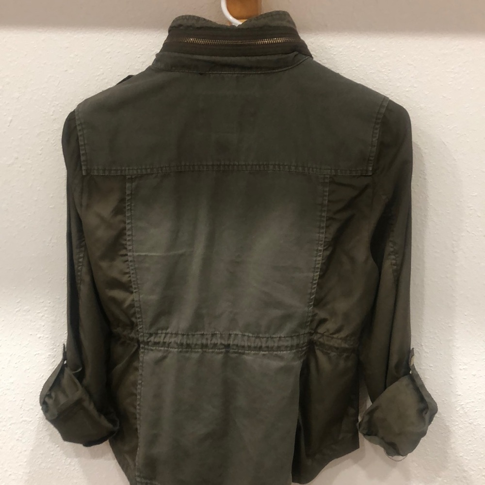Green jacket - Picture 3 of 5